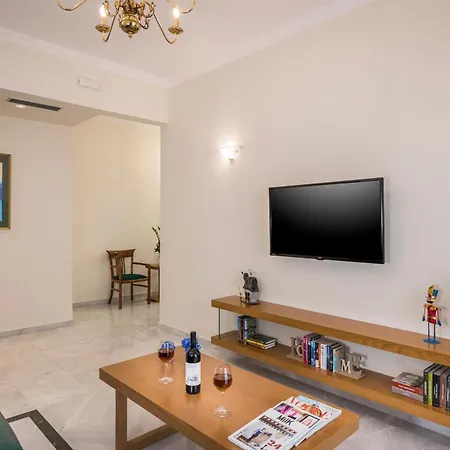 Apartment Soul Of Sun - Luxury 2-bath With Balcony, 85sqm, Chania Center