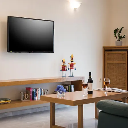 Apartmán Soul Of Sun - Luxury 2-bath With Balcony, 85sqm, Chania Center Chania (Crete)