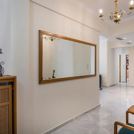 Apartment Soul Of Sun - Spacious Luxury 90sqm Apartment, 2 Bathrooms, Chania Center, Private Parking Available 900m Chania (Crete)