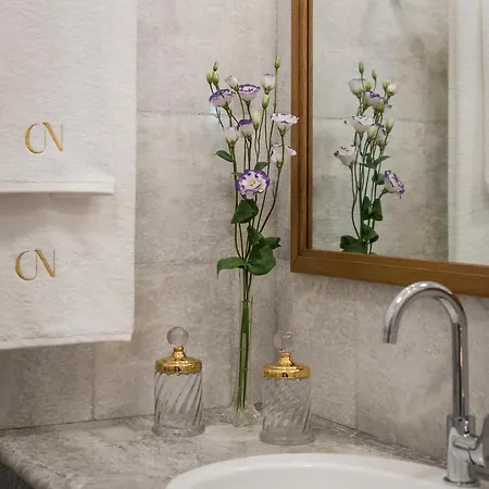 Soul Of Sun - Spacious Luxury 90sqm Apartment, 2 Bathrooms, Chania Center, Private Parking Available 900m Chania (Crete)