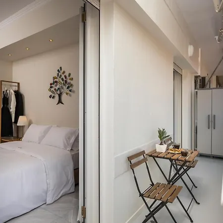Apartment Soul Of Sun - Spacious Luxury 90sqm Apartment, 2 Bathrooms, Chania Center, Private Parking Available 900m *