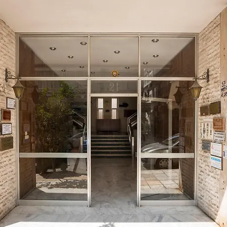 Soul Of Sun - Spacious Luxury 90sqm Apartment, 2 Bathrooms, Chania Center, Private Parking Available 900m